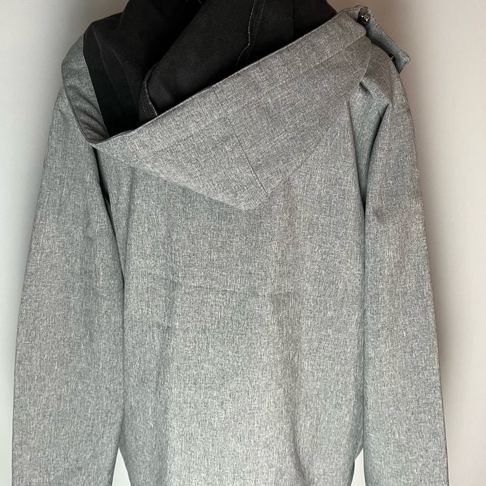 Indianapolis Colts jacket - Brand new with tags - Size: Medium - Picture 3 of 8